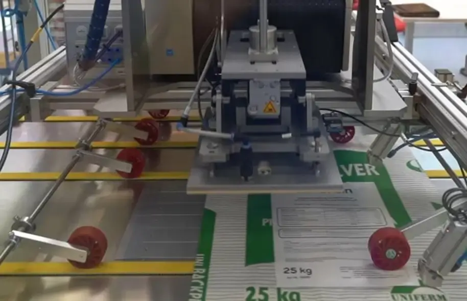 Labeling of unfilled bags - REA LABEL DS