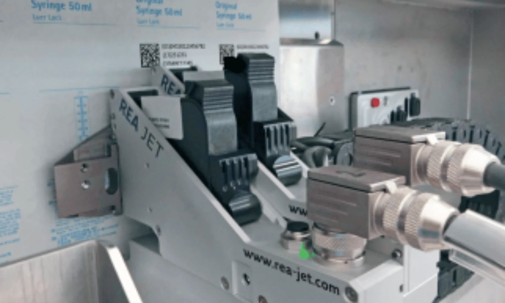 Marking packaging material with ink